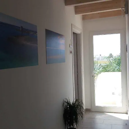 Lady Jolanda Oda ve Kahvaltı Porto Cesareo