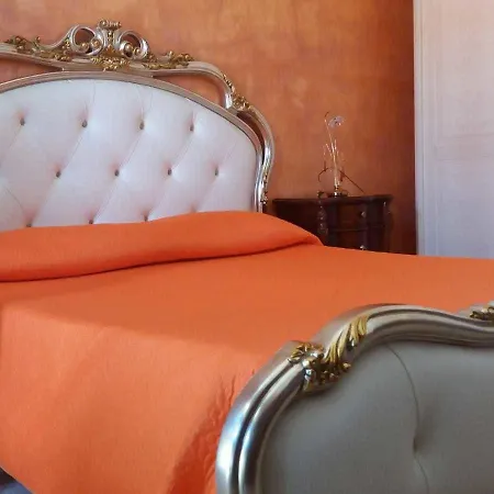 Oda ve Kahvaltı Lady Jolanda Porto Cesareo