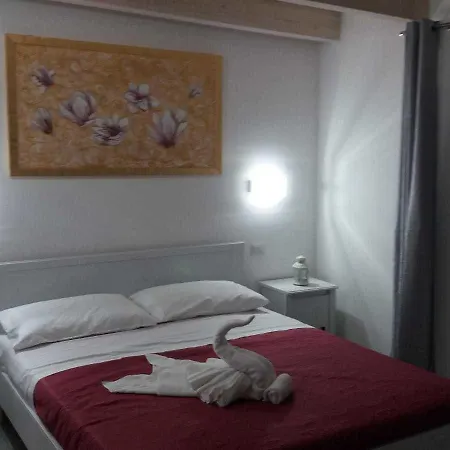 Lady Jolanda Bed & Breakfast
