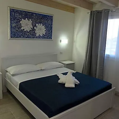 Lady Jolanda 4*