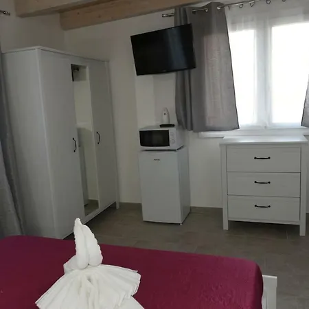 Lady Jolanda Bed & Breakfast 4*