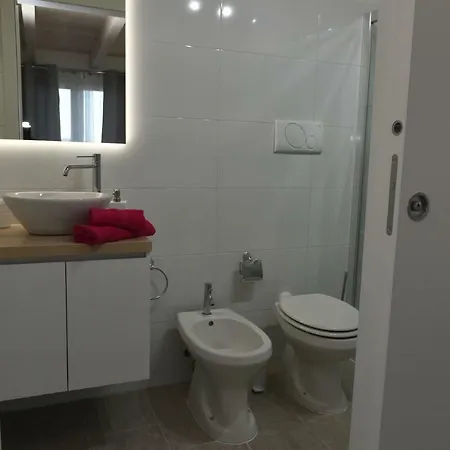 Lady Jolanda Oda ve Kahvaltı Porto Cesareo