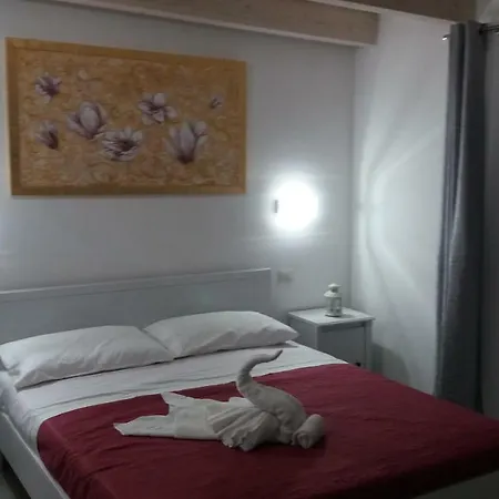 B&B Lady Jolanda 포르토 세자레오