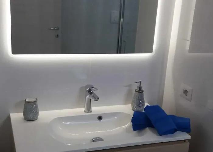 Lady Jolanda Bed & Breakfast 4*