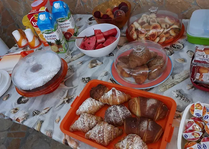 Lady Jolanda ベッド・アンド・ブレックファスト ポルト・チェザーレオ