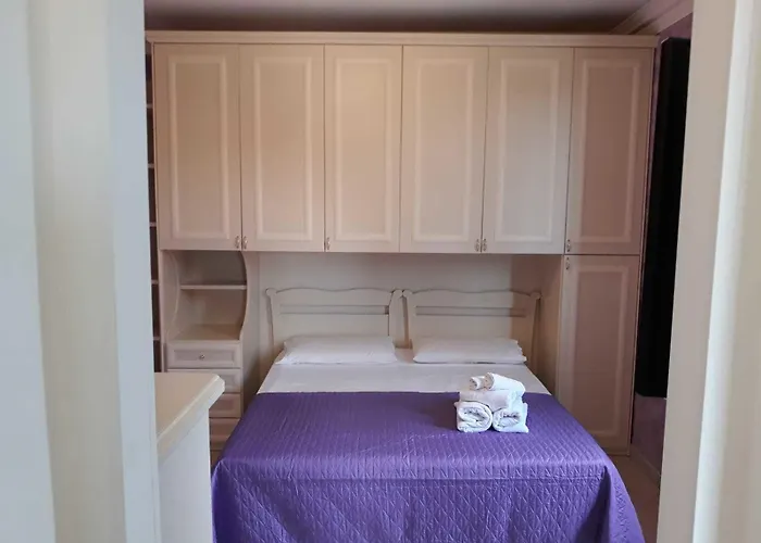 Lady Jolanda ベッド・アンド・ブレックファスト