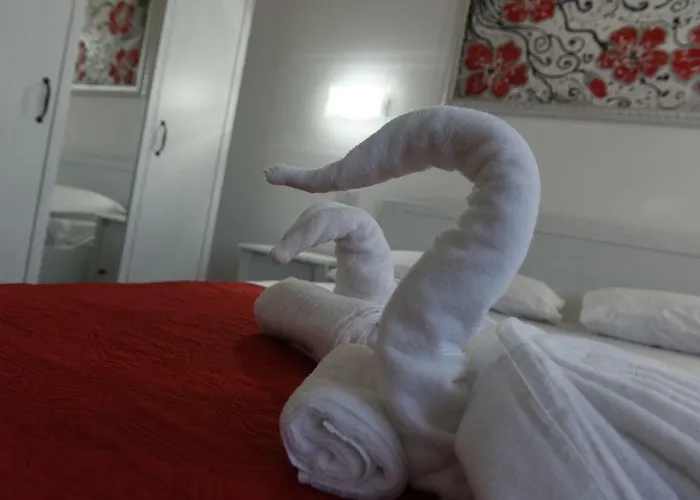 Lady Jolanda Bed & Breakfast 4*