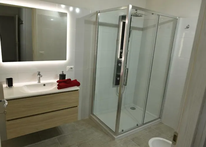 ベッド・アンド・ブレックファスト Lady Jolanda ポルト・チェザーレオ