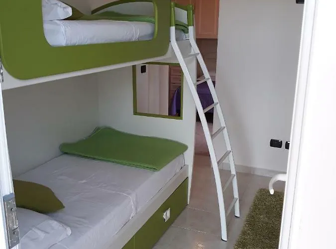 ベッド・アンド・ブレックファスト Lady Jolanda 4*